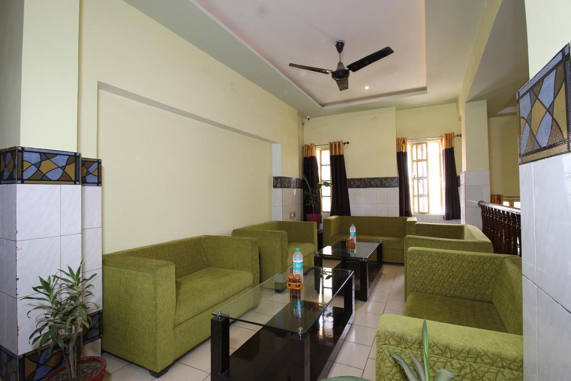 Hotel O Blue Diamond Varanasi Exterior foto